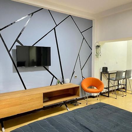 Bat Galim - Mirror Apartment By The Beach Haifa Exterior foto